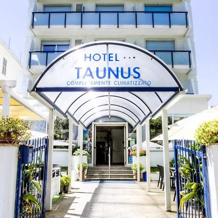 Hotel Taunus - Vista Mare Ричоне Екстериор снимка
